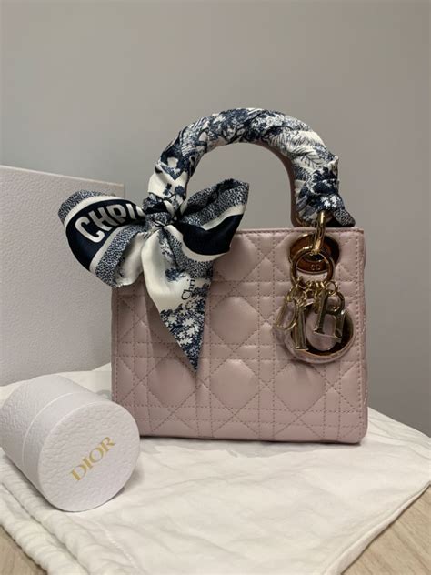 black lady dior with twilly|Dior twilly price.